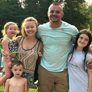 Meet your Posher, Desiree'